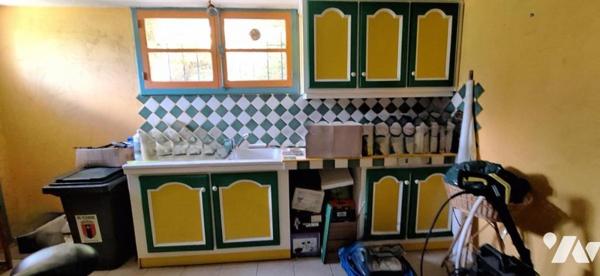 VIC-FEZENSAC maison de ville à jardin et piscine