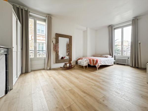 Maison rénovée 6 pièces 115 m2 - Rosny Sous Bois