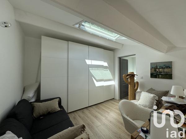 Appartement 3 pièces de 56 m² à Saint-Cyr-sur-Mer (83270)