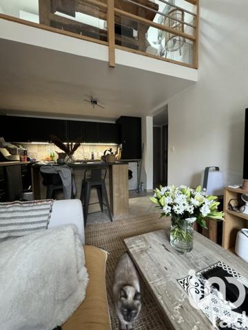 Appartement 3 pièces de 56 m² à Saint-Cyr-sur-Mer (83270)