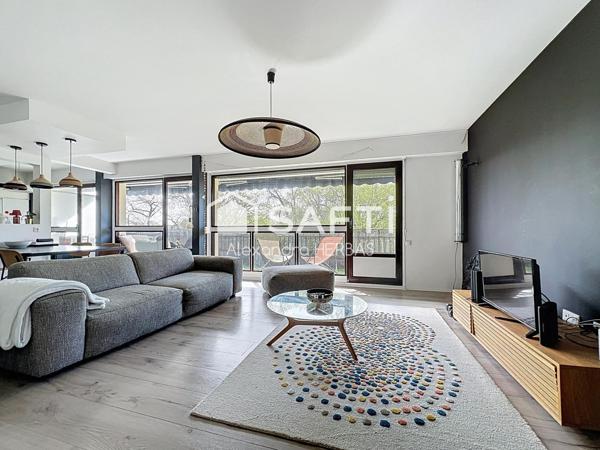 Appartement familial lumineux avec terrasse, à 5 min du tram – Pessac Camponac