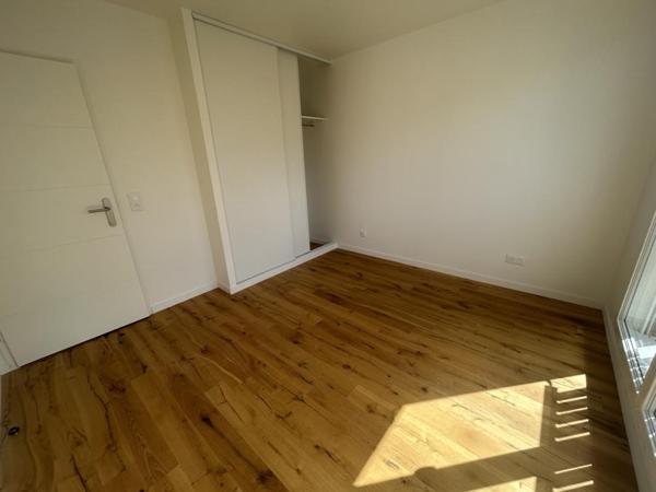 Location Appartement 87.01 m² - Pontoise 95300