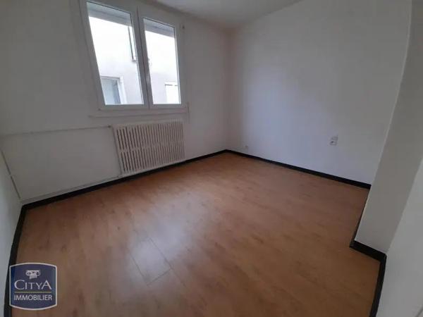 Appartement à louer 2 pièces 44.94m² Agen (47000)