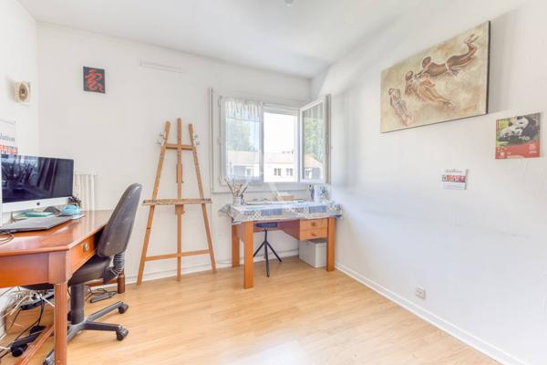 Appartement Emerainville 4 pièce(s) 82.2 m2