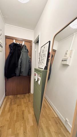 Paris 20e – Studio 28 m² environ – Balcon – 2e étage - vendu loué