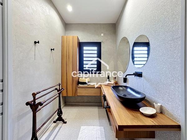 Villa de standing 4 CH avec piscine – Domaine sécurisé – Petit-Bourg