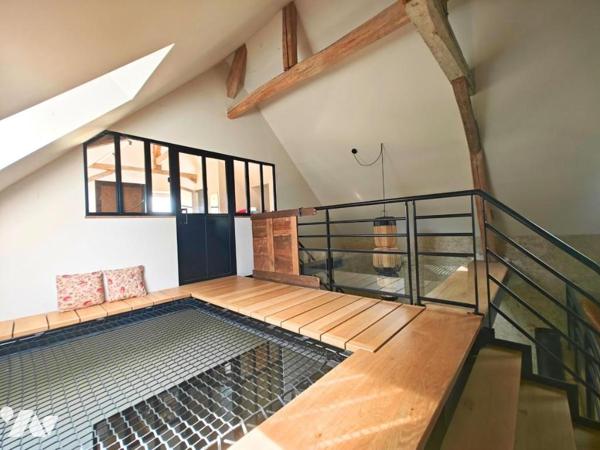 Propriété d'env. 209m² - 5-6 chambres - Possibilité activ. Lib