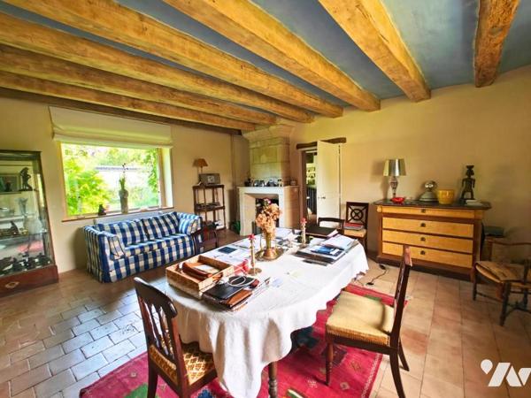 Propriété d'env. 209m² - 5-6 chambres - Possibilité activ. Lib