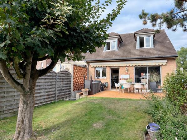 Maison individuelle de 96 m² avec sous-sol complet