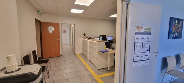 Local commercial Blois 163 m2 divisible blois zone franche