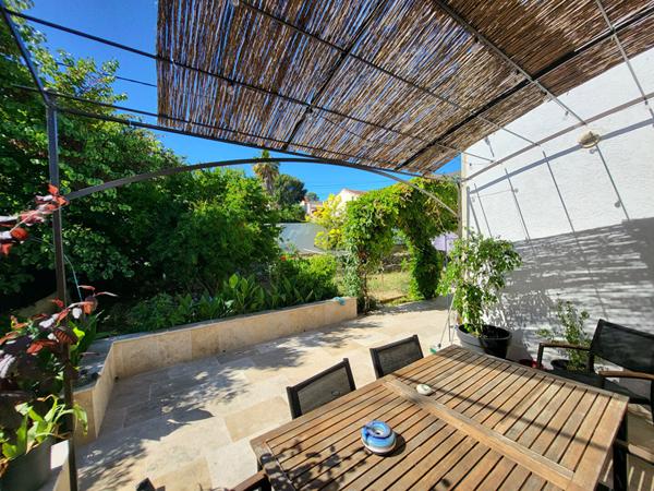 Maison Martigues Jonquières - Au coeur de la nature