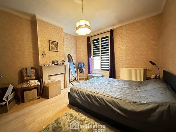 Maison 218 m² à Crépy 02870