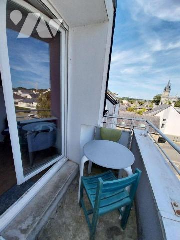 CHATEAUBOURG. Dans résidence "Le Clos ST PIERRE" de 1997, appartement de type studio de 25.98 m...