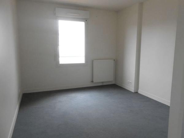 Location Appartement 5 pièces 118.2 m² - ENTREE B Limoges 87000