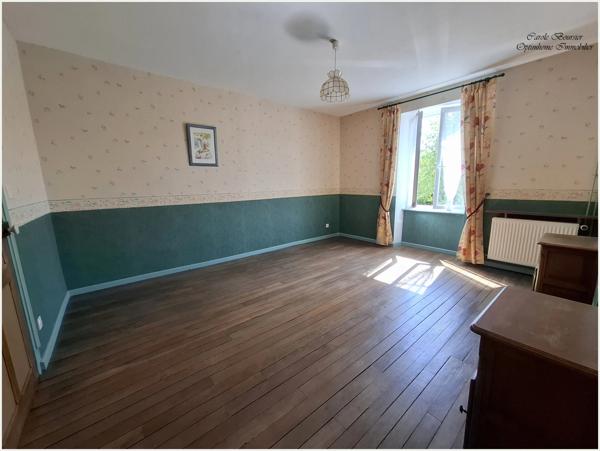 À VENDRE – Maison individuelle 6 pièces avec de beaux volumes et grenier aménageable à Châtenois (88)