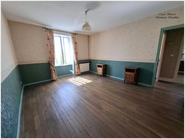 À VENDRE – Maison individuelle 6 pièces avec de beaux volumes et grenier aménageable à Châtenois (88)