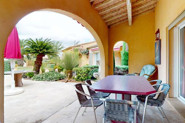 Belle Propriété atypique 207m² piscine Saint-Cyprien- 66750 Saint cyprien