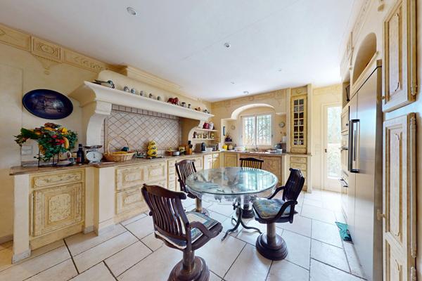 Belle Propriété atypique 207m² piscine Saint-Cyprien- 66750 Saint cyprien
