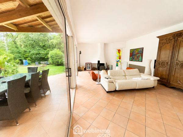 Villas 220 m² à Saint-Aunès 34130