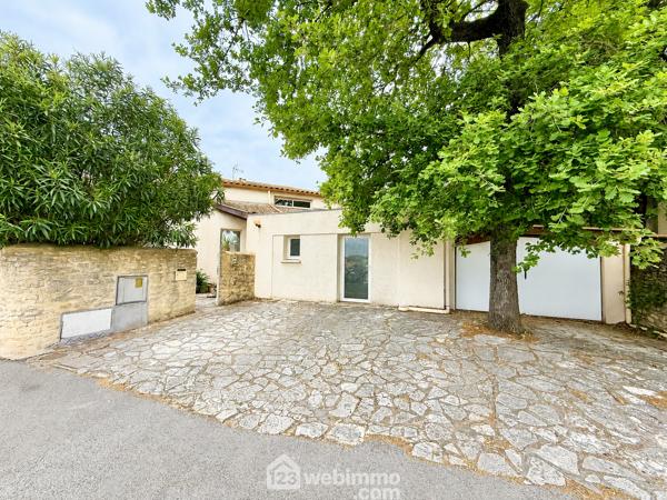 Villas 220 m² à Saint-Aunès 34130