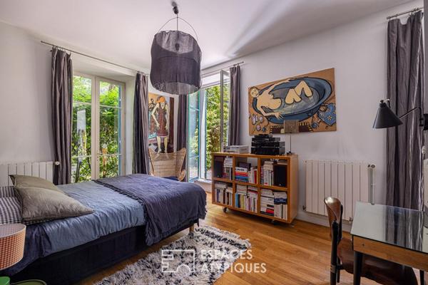Appartement de plein pied avec jardin dans une ancienne bâtisse