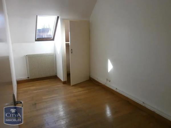 Appartement à louer 3 pièces 49.95m² Dijon (21000)