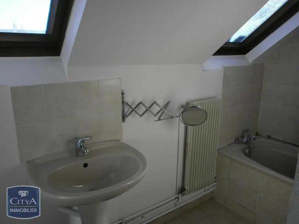 Appartement à louer 3 pièces 49.95m² Dijon (21000)