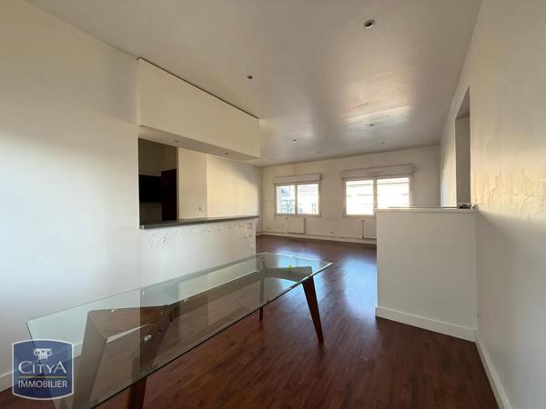 Appartement à louer 3 pièces 94.55m² Arras (62000)
