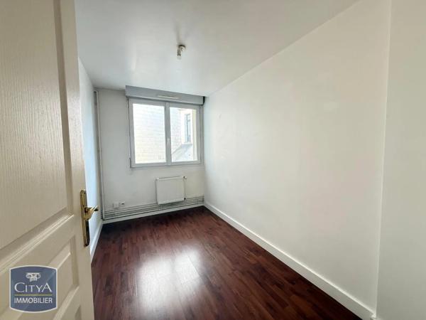 Appartement à louer 3 pièces 94.55m² Arras (62000)