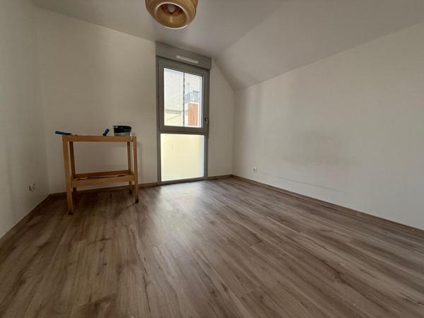 Maison Verrieres En Anjou 6 pièce(s) 85 m2