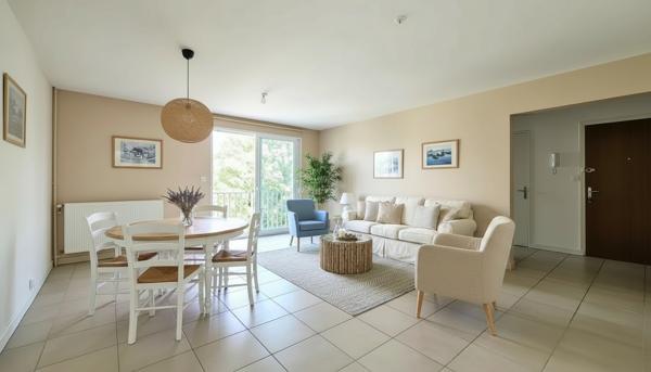 A VENDRE à La Rochelle centre Appartement 85 m²  avec balcon + Parking + Cave