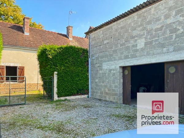 Maison à rénover avec potentiel de projets différents posée sur une terrain de 1000m²