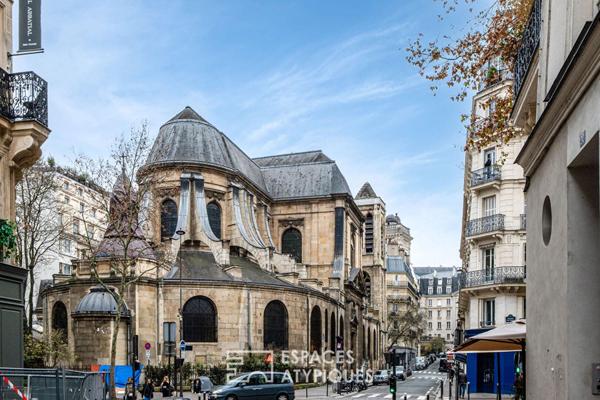Un nid d’architecte en duplex aux abords de la Seine