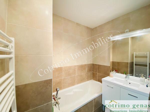 CHASSIEU Centre T3 de 65m²+Terrasse+Balcon