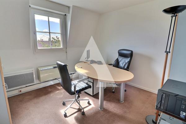 Maison 11 pièces 230 m2