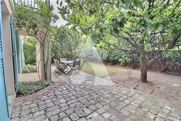 Maison 11 pièces 230 m2