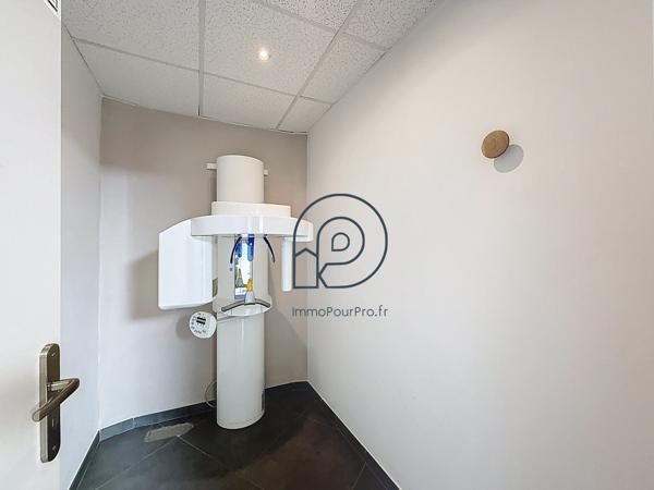 Lambersart Mairie – RDC professionnel 66 m² | Ancien cabinet dentaire | À vendre