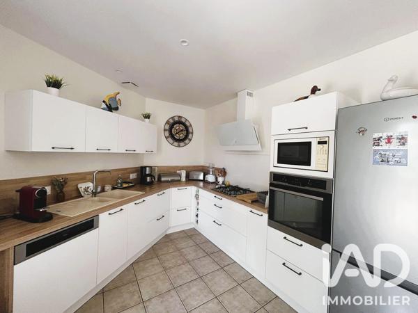 Maison à vendre 6 pièces 165 m² Périgny