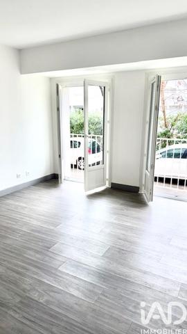 Appartement à vendre 2 pièces 46 m² Nîmes-Saint-Césaire