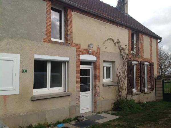 Location - Maison Saint-Quentin-le-Verger 51120 2 pièces 64 m 2 300 m 2