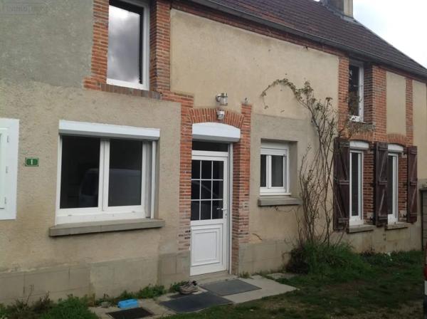 Location - Maison Saint-Quentin-le-Verger 51120 2 pièces 64 m 2 300 m 2
