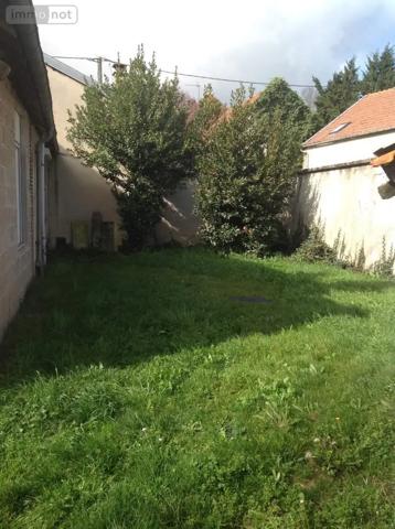 Location - Maison Saint-Quentin-le-Verger 51120 2 pièces 64 m 2 300 m 2