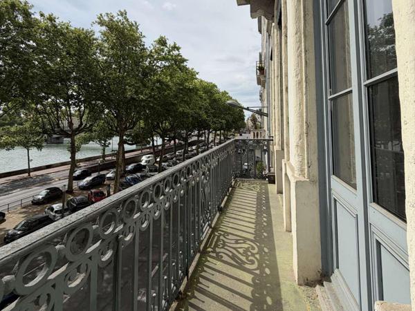 Appartement Lyon 4 pièces 168.24 m2