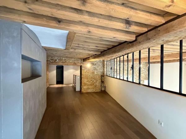Appartement Lyon 4 pièces 168.24 m2