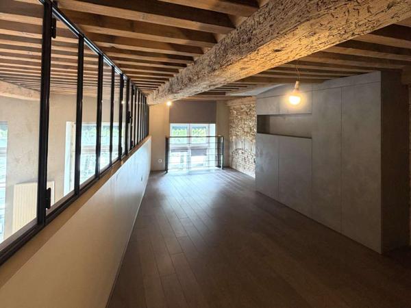 Appartement Lyon 4 pièces 168.24 m2