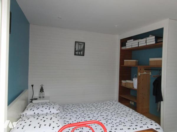 ENSEMBLE DE 2 MAISONS + HANGAR