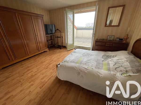 Maison à vendre 6 pièces 240 m² Saint-Éloy-les-Mines