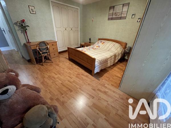 Maison à vendre 6 pièces 240 m² Saint-Éloy-les-Mines