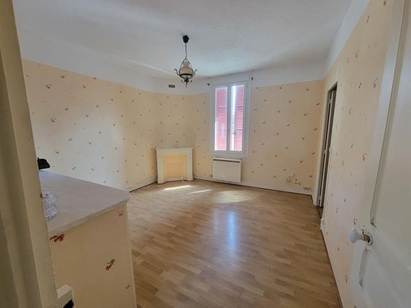 IMMEUBLE 4 APPARTEMENTS QUARTIER SAINT JOSEPH PAU