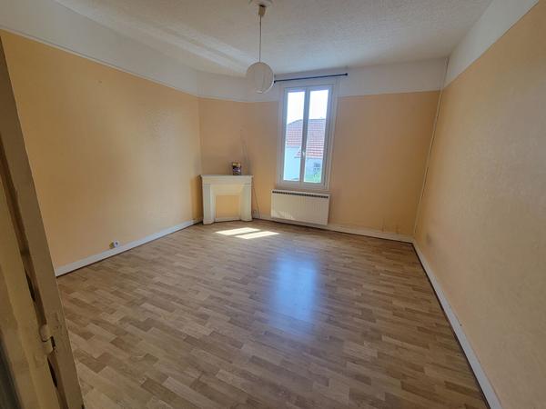 IMMEUBLE 4 APPARTEMENTS QUARTIER SAINT JOSEPH PAU